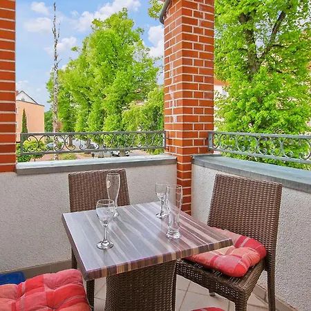 Appartement Prachtig In Müritz Waren (Mueritz)